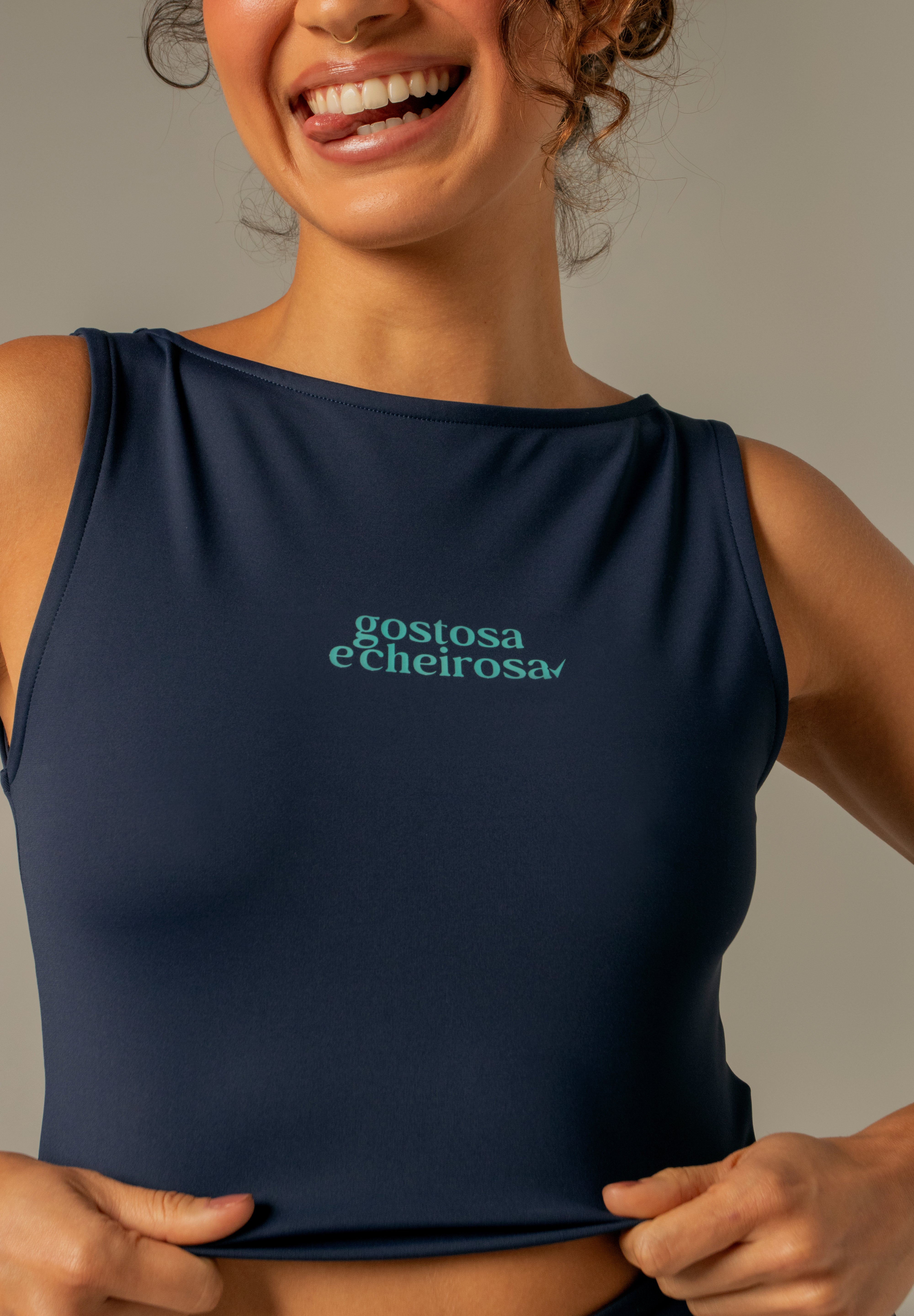 cropped reto gym babe collab Rexona