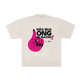 camisetão oversized ong de macho collab não inviabilize