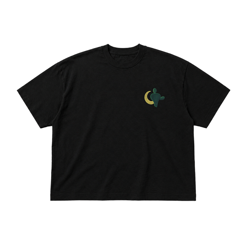 camisetão lua collab tarsila do amaral