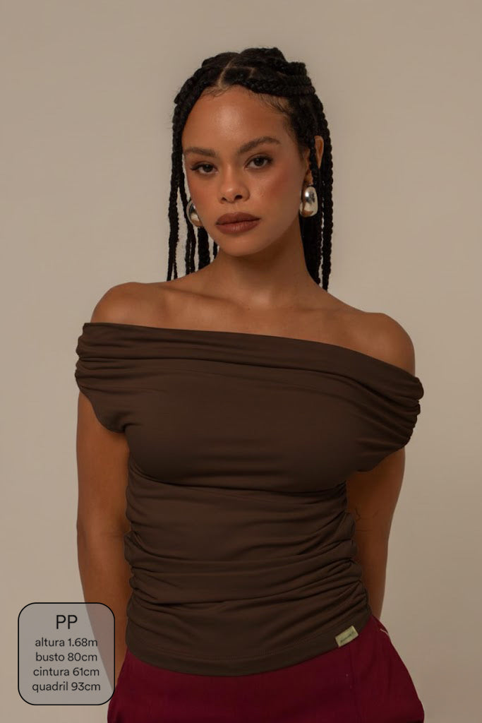 blusa ombro a ombro clássica
