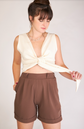 short alfaiataria elos marrom