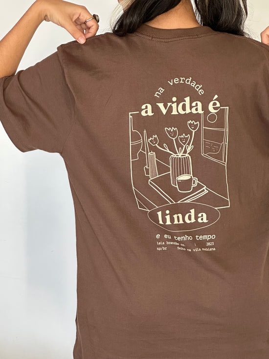 camiseta a vida é linda